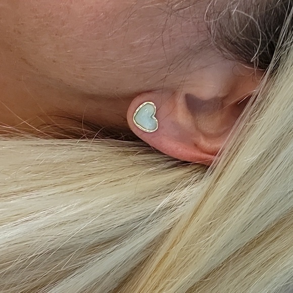 🔥LAST PAIR🔥 BABY BLUE SHIMMER HEART EARRINGS - Picture 3 of 6